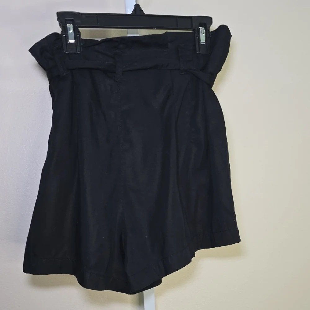 Abercrombie & Fitch‎ Black High Waist Shorts Ladies Sz M